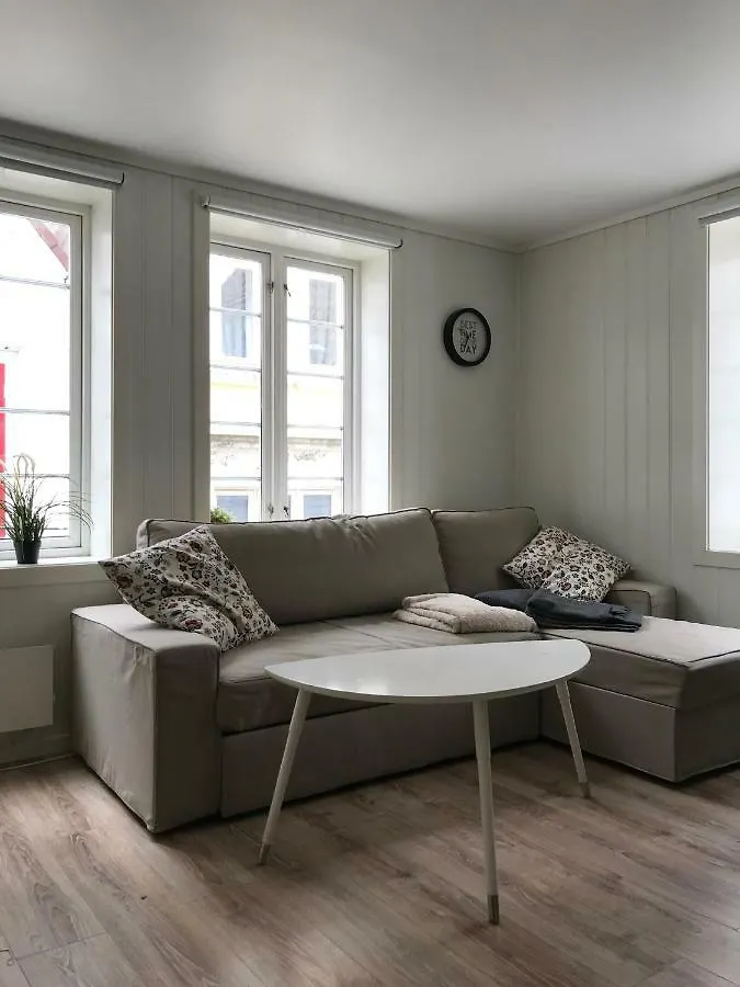 Ferienwohnung The White House Bergen Apartment